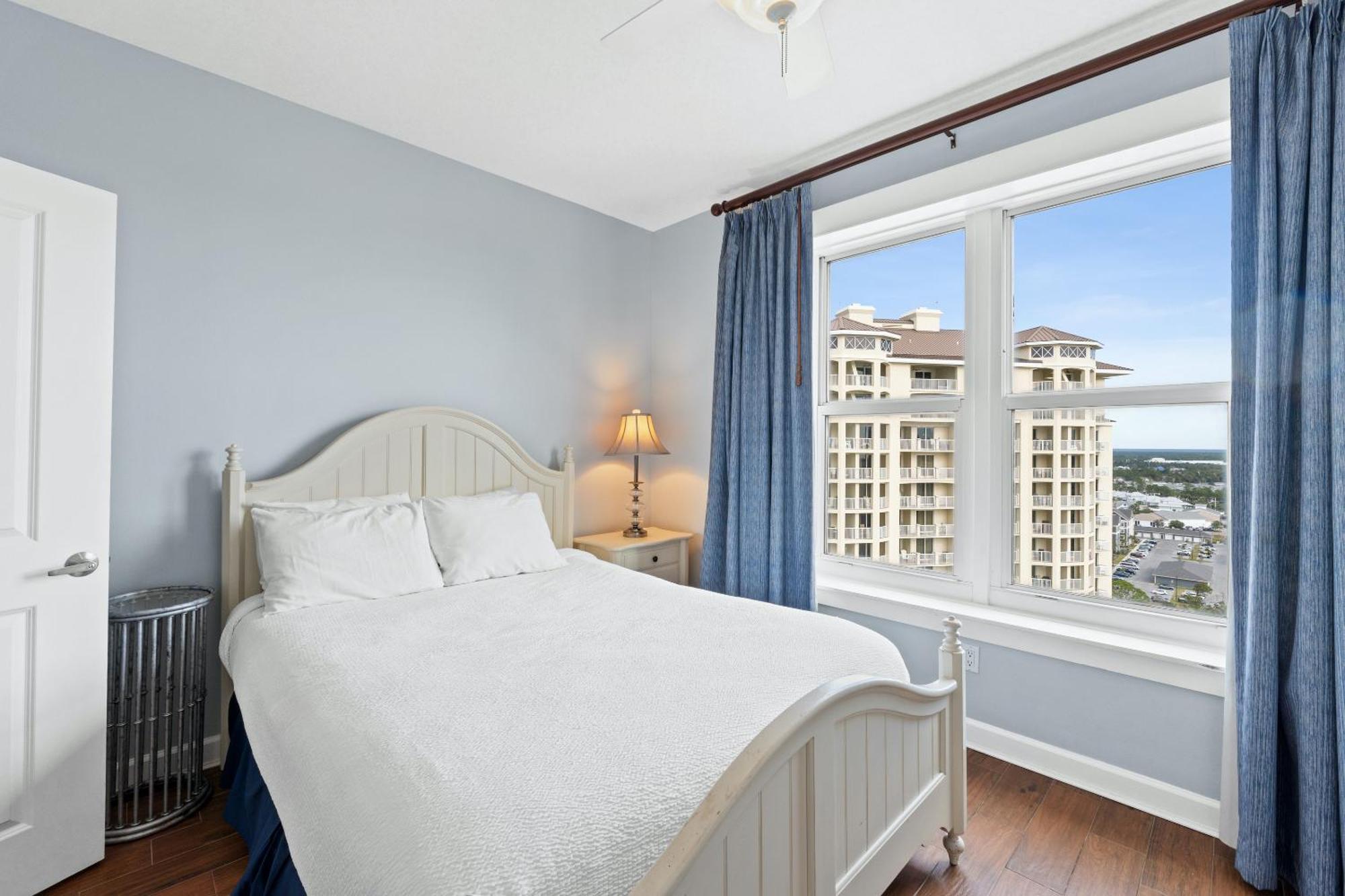 Grand Panama By Panhandle Getaways Panama City Beach Room photo